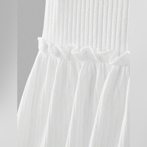 White V-Neck Ruffle Sleeve Top - Picture 3 of 6